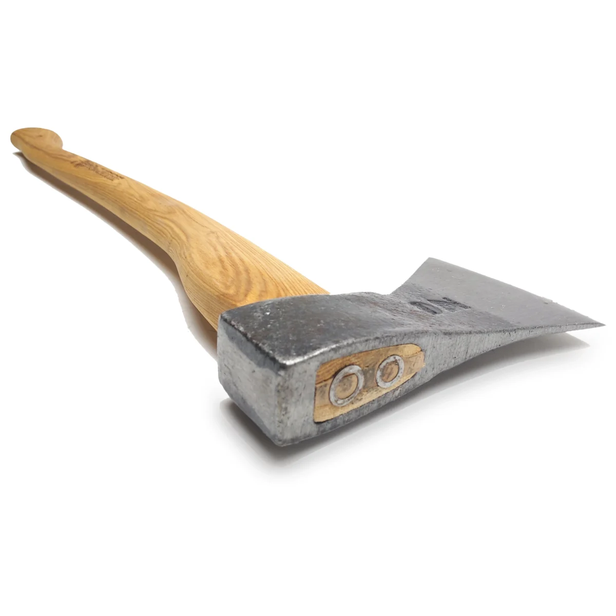 Smidd yxa för trädfällning, 1 kg skaft av hickory